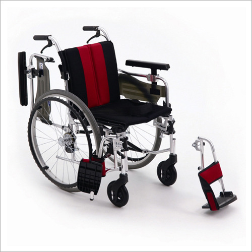 [보장구]_미키 알루미늄 휠체어 MIKI-W AH 팔걸이젖힘가능